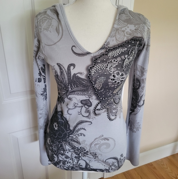 Pinkeli Hooded Embellished Jersey - Picture 4 of 16